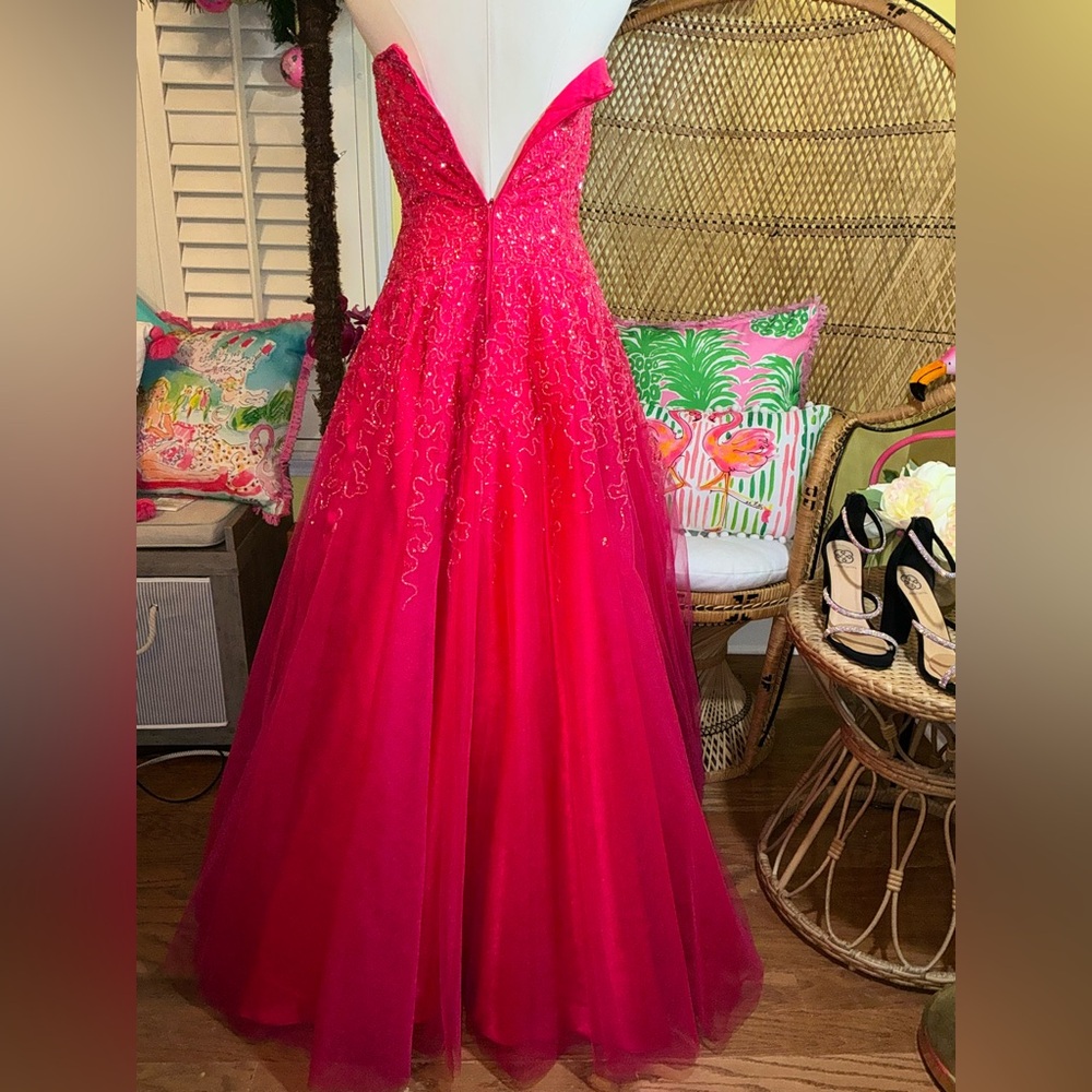 Alyce Pageant/Prom Dress Red ❤️‍🔥 Strapless Beaded Size 8 - Picture 10 of 13